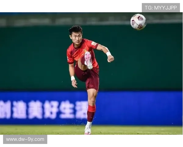 业余足球王百万的传奇故事与他如何在草根足球界崭露头角